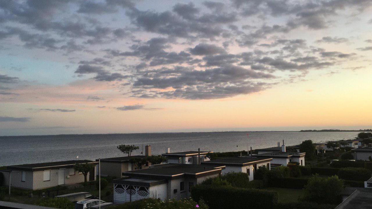 Traumhaftes Strand-Apartment Mit Meerblick Staberdorf Esterno foto